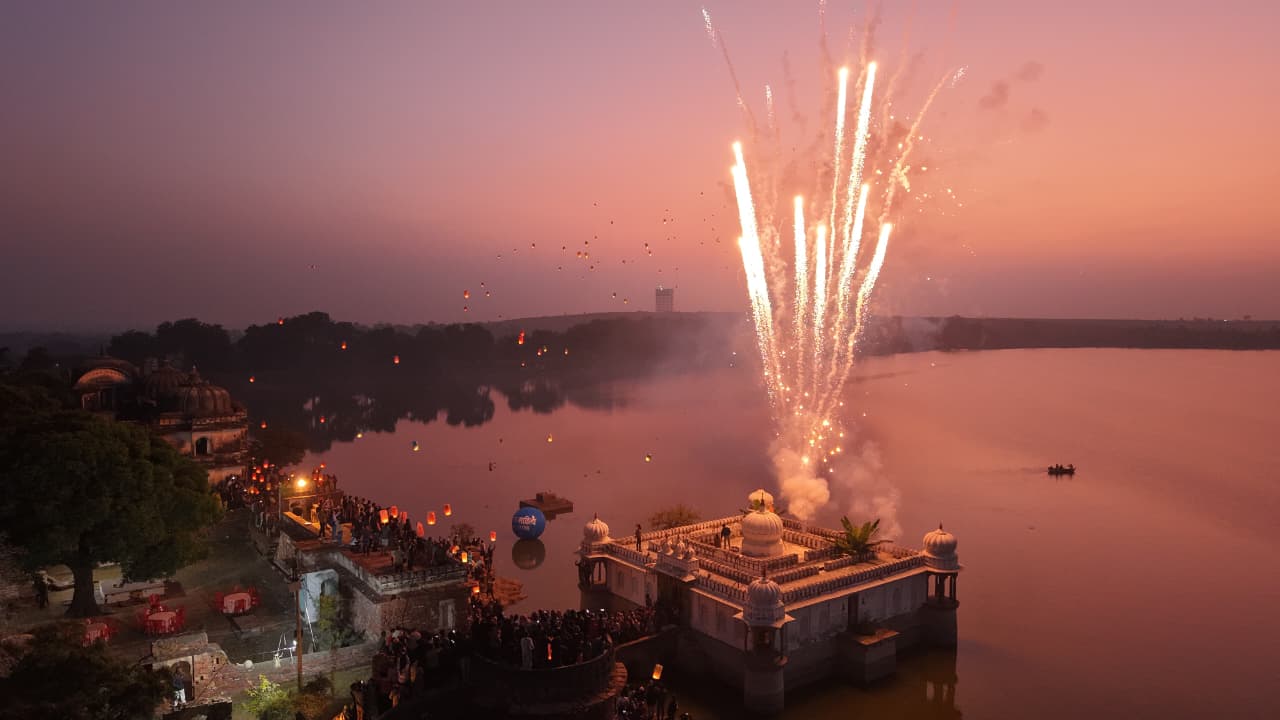 लदूना तालाब स्थित सेवाकुंज परिसर से सीतामऊ साहित्य महोत्सव के द्वितीय संस्करण का हुआ भव्य आगाज़